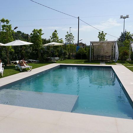 Residence Marco Polo Montesilvano Marina Esterno foto